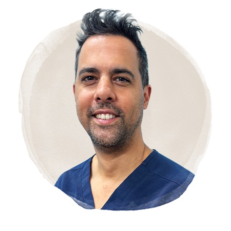 Dr Cameron Halliday